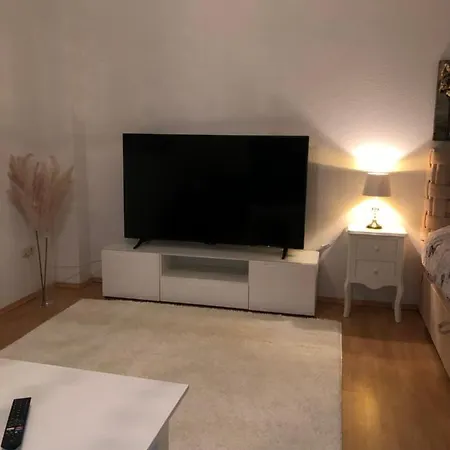 Wohnung Am Schlossgarten Schwerin  Esterno foto